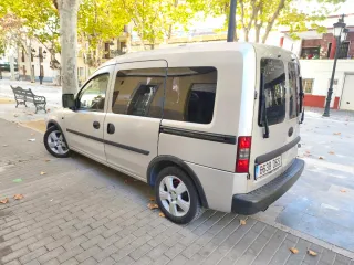 Opel Combo 2005