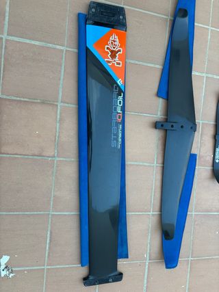 Tabla y Foil IQFoil 85 (tabla 1800; foil 1800)