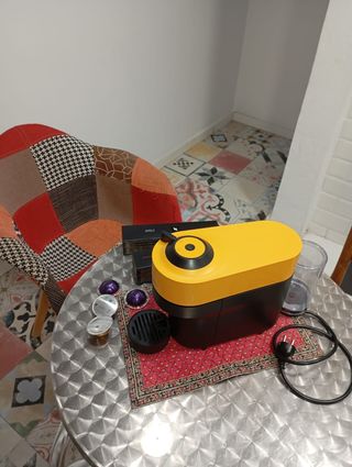 Cafetera Nespresso Vertuo Pop De'Longhi