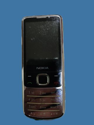 Nokia 6700 C de colección