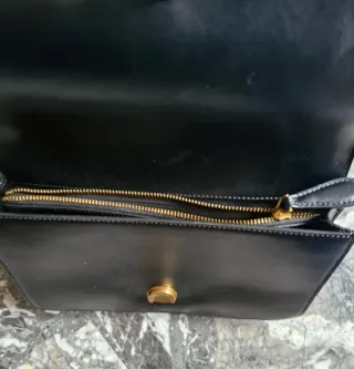 Borsa Pinko Nera con Dettagli Oro