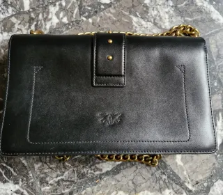 Borsa Pinko Nera con Dettagli Oro