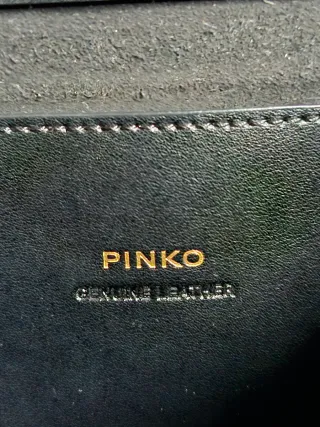 Borsa Pinko Nera con Dettagli Oro