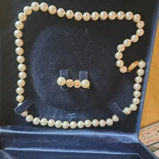 Conjunto Majorica perlas y pendientes