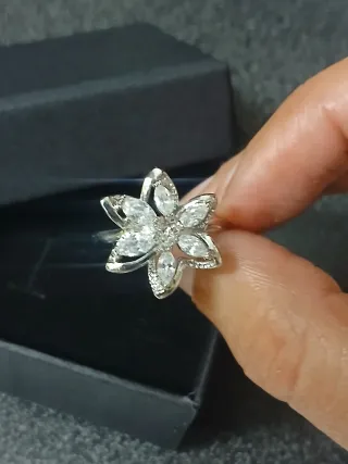 Anel Prata Flor Zircónia