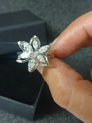 Anel Prata Flor Zircónia