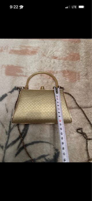 Bolso de fiesta dorado