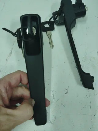 Juego Manecillas Puerta MB 100 con Llaves