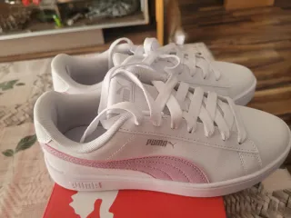 Zapatillas Puma Blancas y Rosas Talla 39