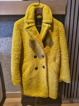 Abrigo Sfera Collection Boucle Amarillo Talla S