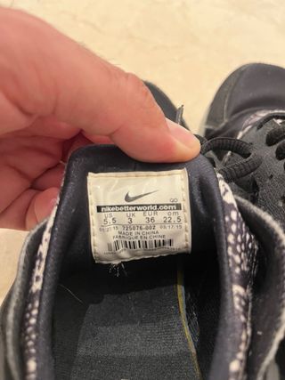 Zapatillas Nike Air Huarache Beige y Negro