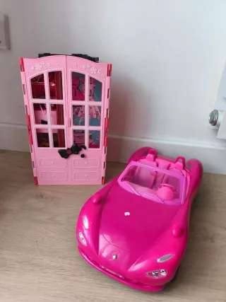 Armario y Coche Rosa Juguete