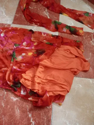 Vestido Multicolor con Pañuelo