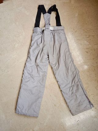 Pantalón nieve niña RESERVED T.128 tirantes