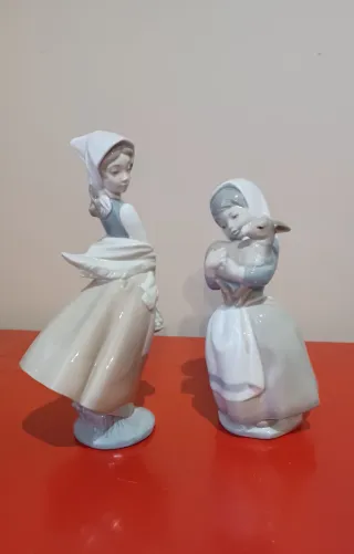 Figuras Lladro Pastoras Niña con Oveja Cesta