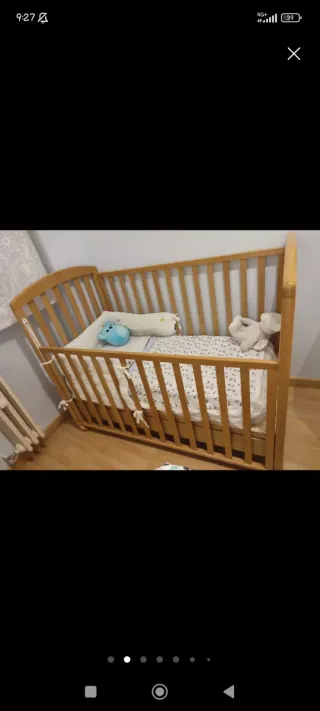 Cuna de madera para bebé + cambiador/bañera/cómoda