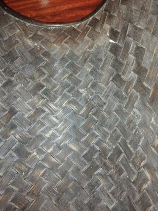 Revistero de madera y bambú