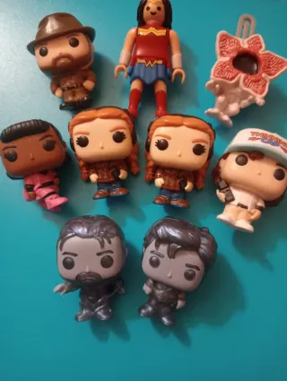 Lote Figuras Funko Pop y Playmobil