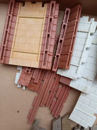 Piezas Playmobil Steck con restos de pegamento