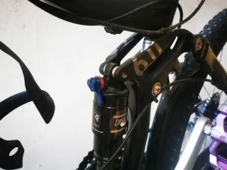 Bici MTB Enduro Giant Reign taglia S