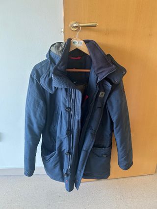 Abrigo Peuterey Azul Talla XS, real S (como Uniqlo