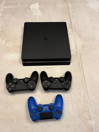 Consola PlayStation 4 Negra
