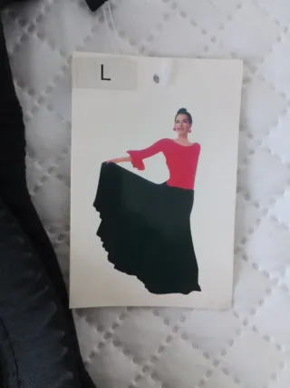 Falda negra talla L de baile para niña