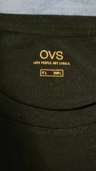 T-shirt donna OVS nera con alberi di Natale 42