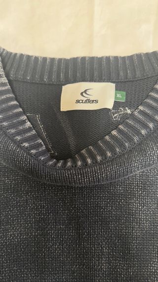 Jersey premium scuffers gris nunca usado.