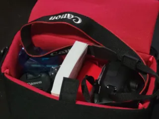 Cámara Canon EOS 2000D