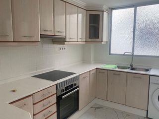 Piso en alquiler en Montolivet en Valencia