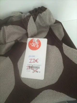 Pantalón ancho estampado