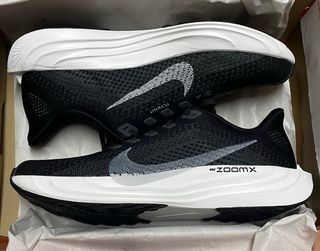 Zapatillas Nike Pegasus Plus 42.5 Negras