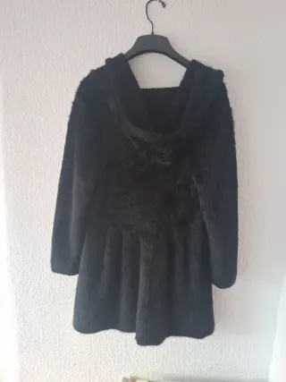 Elegante abrigo imitación piel visón