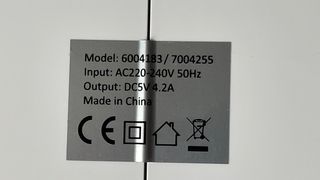 Soporte Monitor con Puertos USB