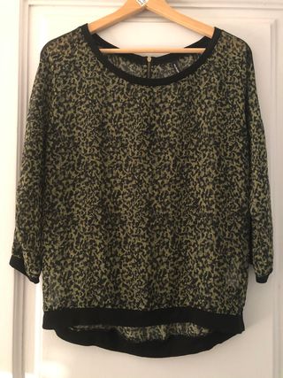 Camiseta Stradivarius