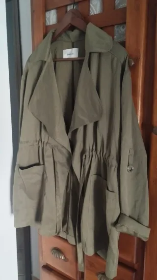 Chaqueta Stradivarius Talla M