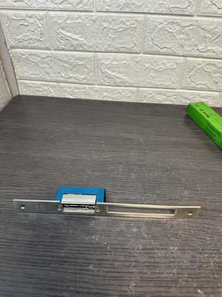 Abrepuertas eléctrico Amig