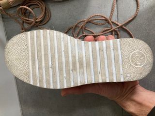 Sandalias de plataforma beige talla 39