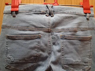 Lote 2 pantalones vaqueros (gris y azul)