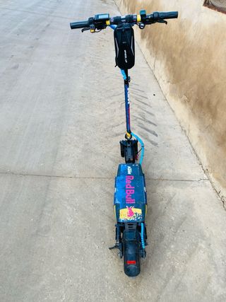 Patinete Eléctrico KTM Red Bull
