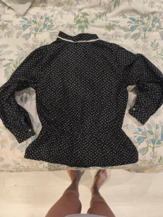 Blusa de casera talla adulta  estampada.