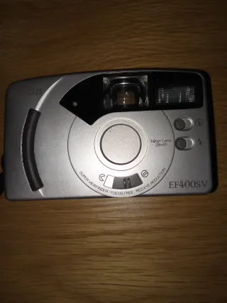 Cámara Nikon EF400SV 28mm