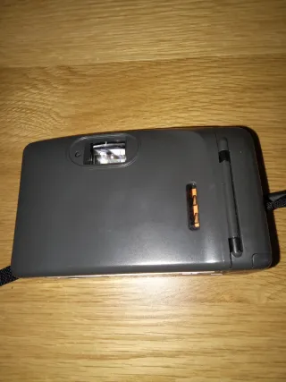 Cámara Nikon EF400SV 28mm