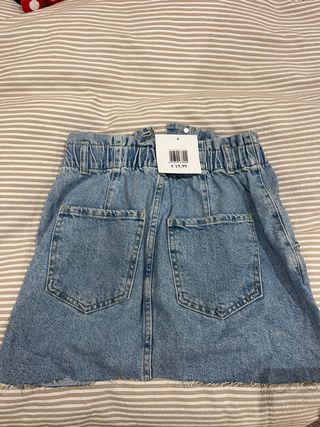 Falda vaquera con cintura elástica