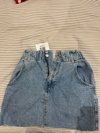 Falda vaquera con cintura elástica