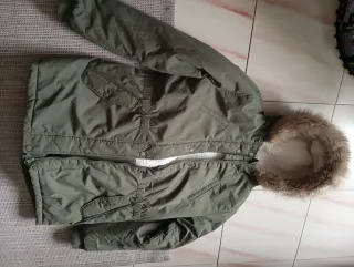 Cazadora verde niña/mujer