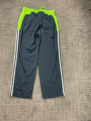 ¡¡OFERTA!! Talla M Pantalón Adidas Ancho Vintage