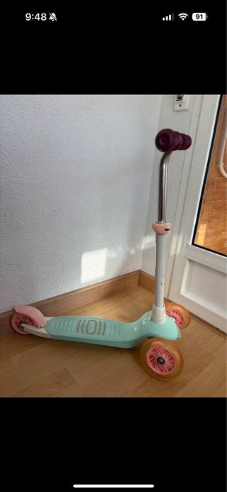 Patín Decathlon 3 ruedas con luces