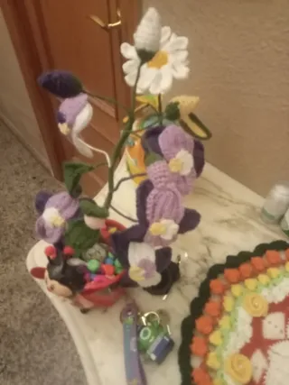 Centro de mesa flores crochet